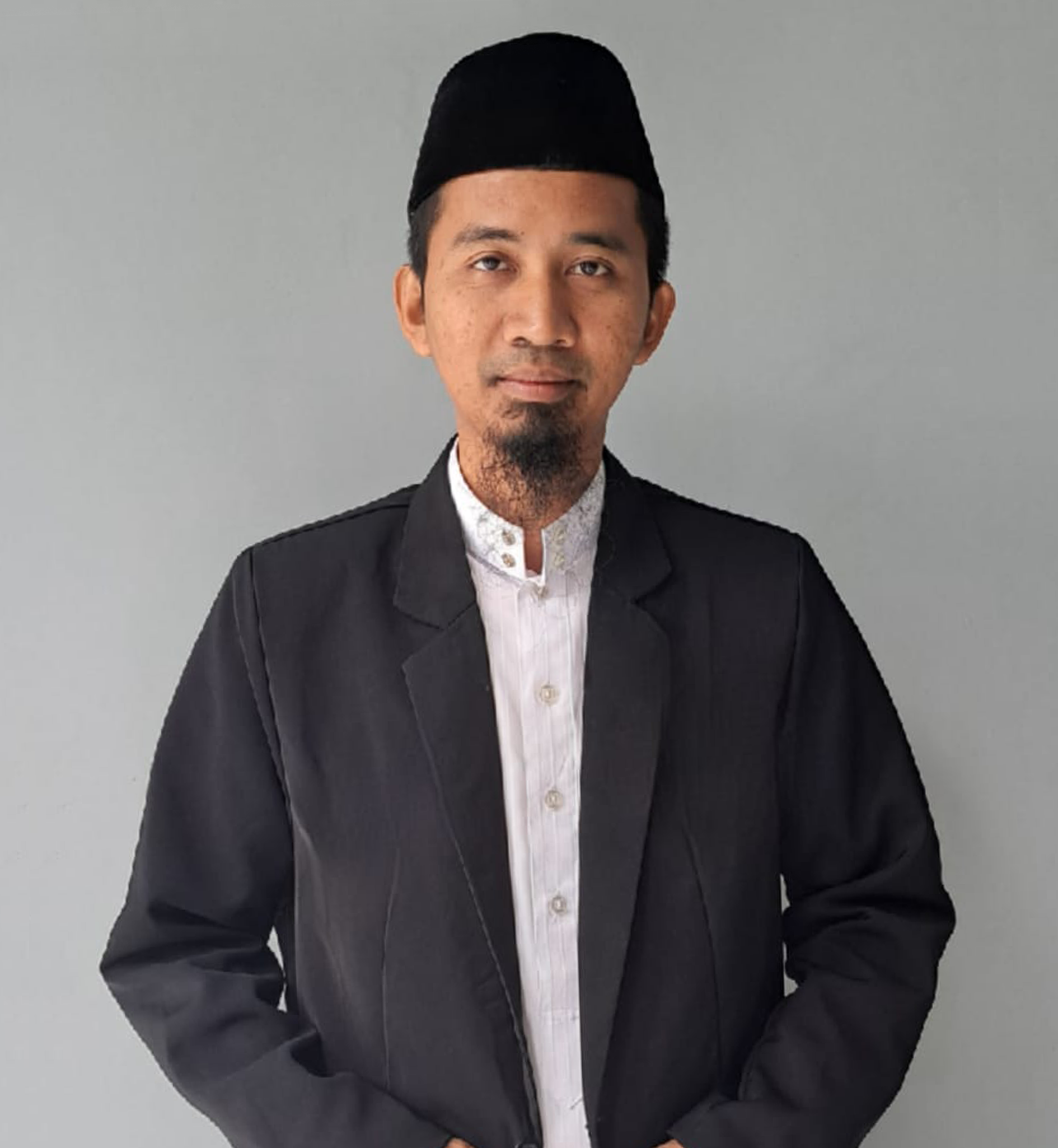 Dr. Ade Wahidin, Lc., M.Pd.I.
